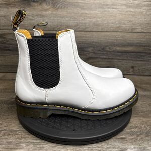 Dr Martens 2976 Smooth Leather White Chelsea Boots Women’s Size 10